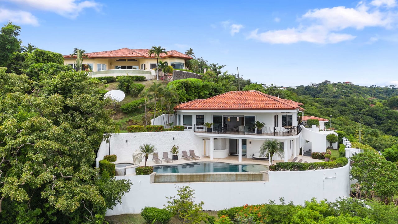 Casa Feliz, Pacific Heights | Minutes to the Beach with Spectacular Ocean and Valley Views. Owner Financing Available!