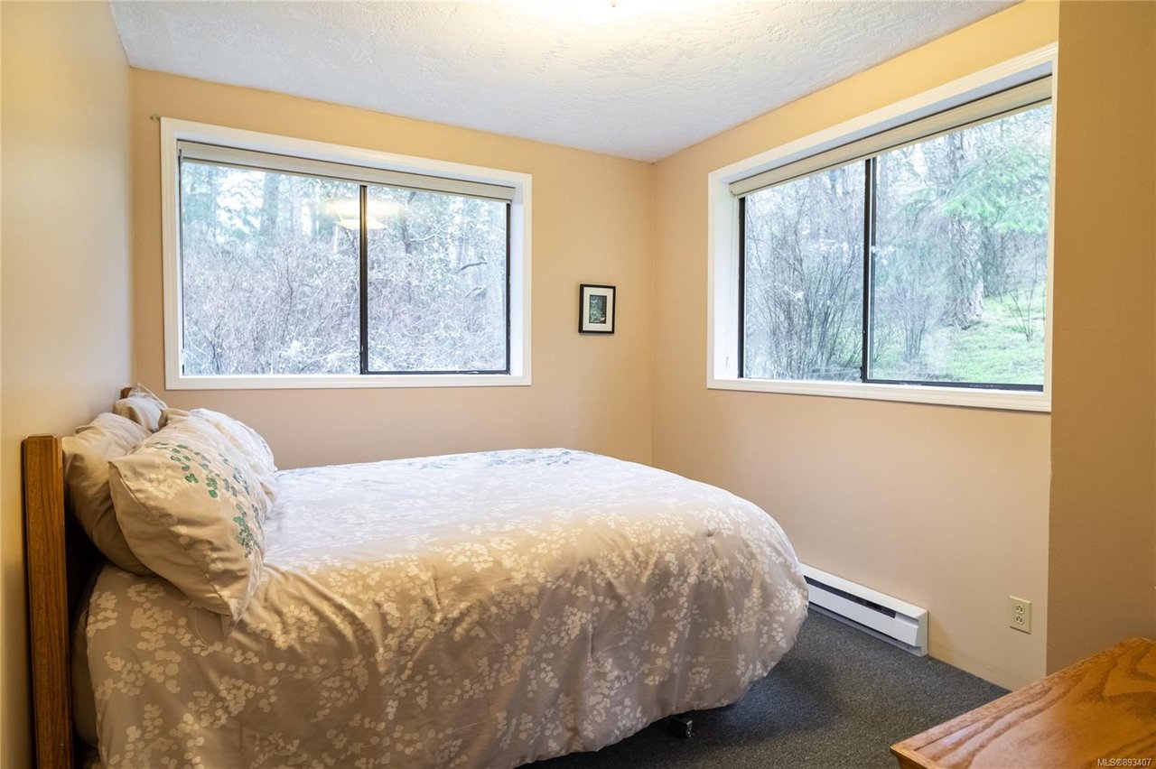 4105 Bridlewood Crt