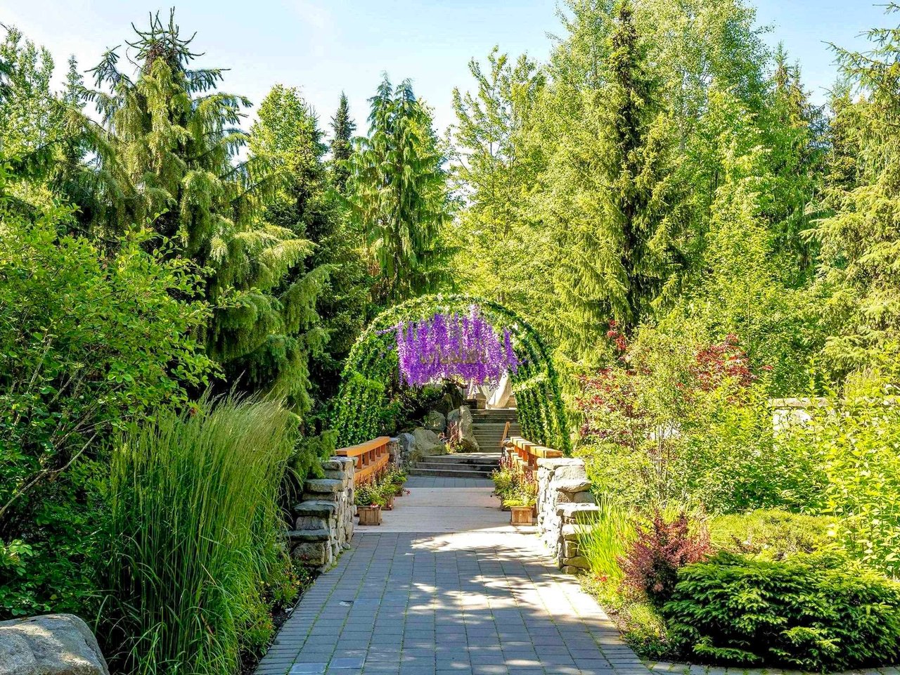 337-4591 Blackcomb Wy