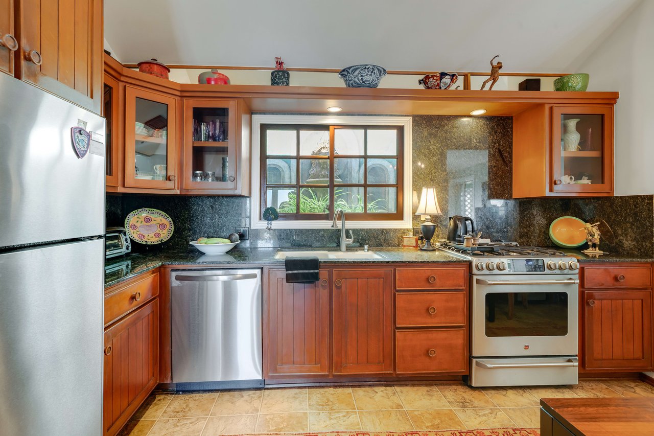 Hollywood Hills Pied de Terre - Another Off Market Sale