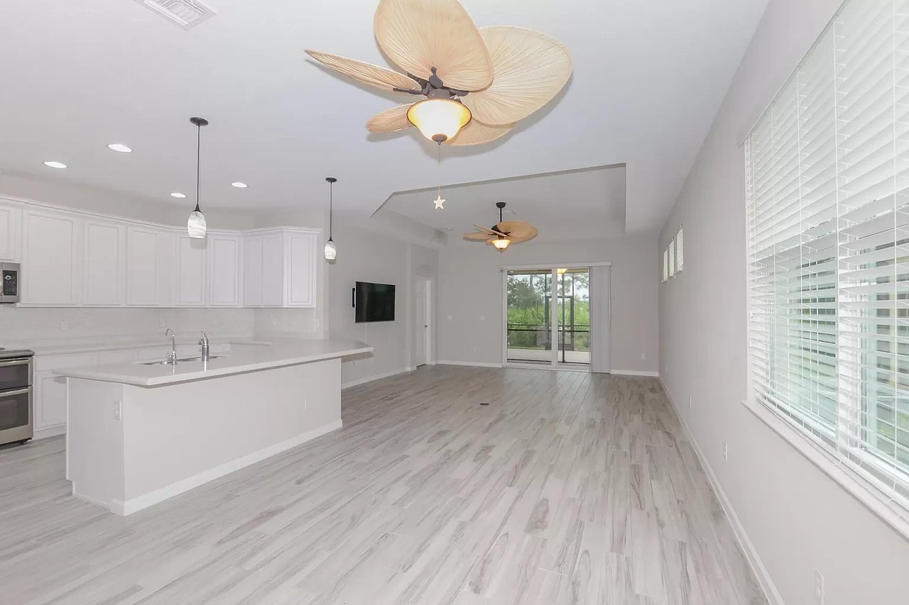 11056 SW Winding Lakes Cir