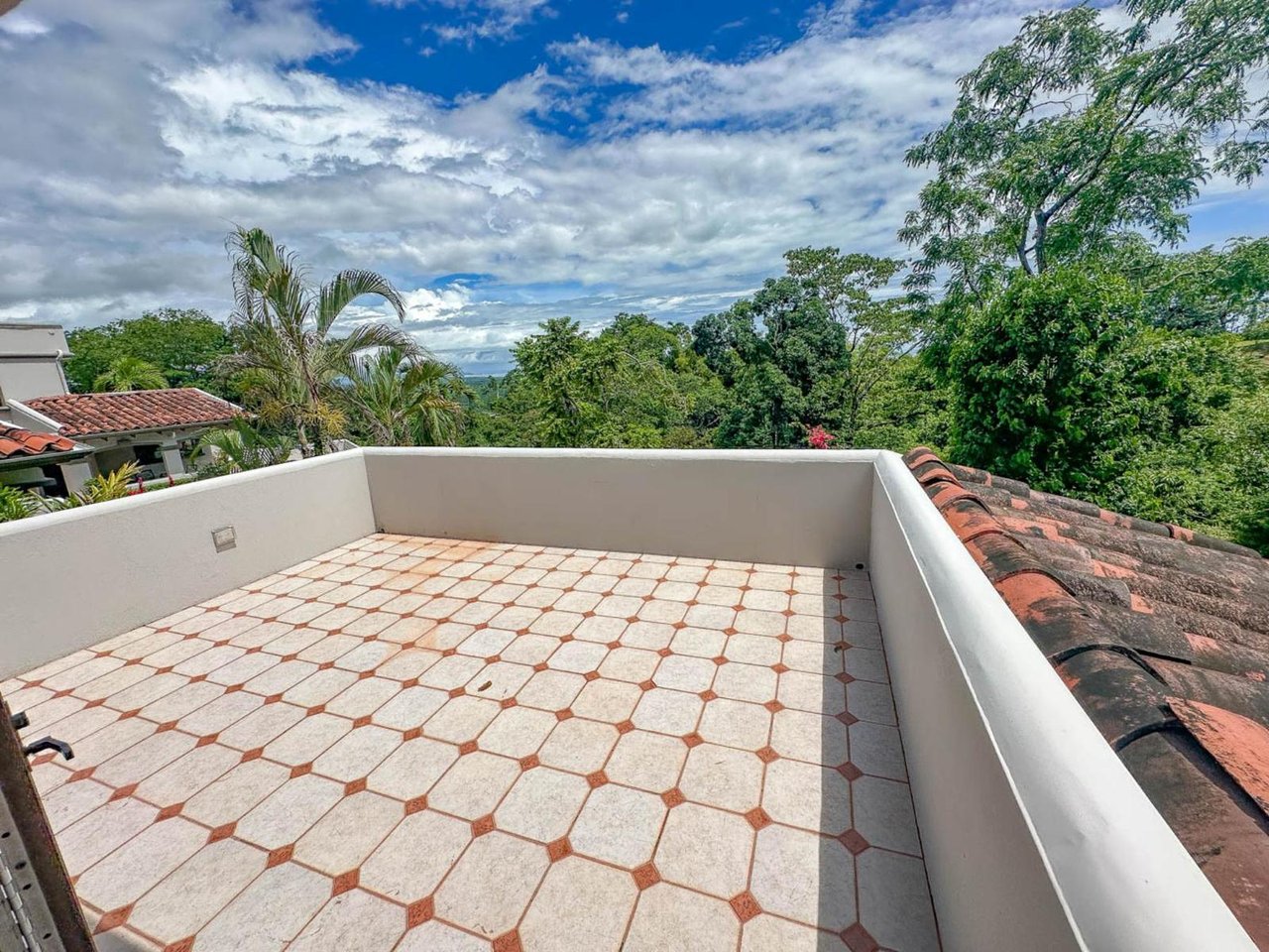 Secure Gated Villa Community, Ojochal, Puntarenas
