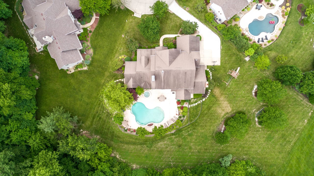 Newer Construction and Oh So Close to Chesterfield Amenities