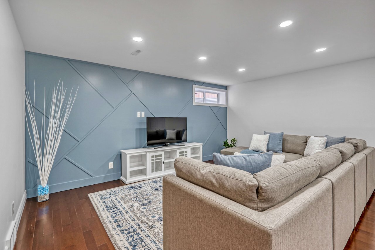 78 Somerside Crescent SW