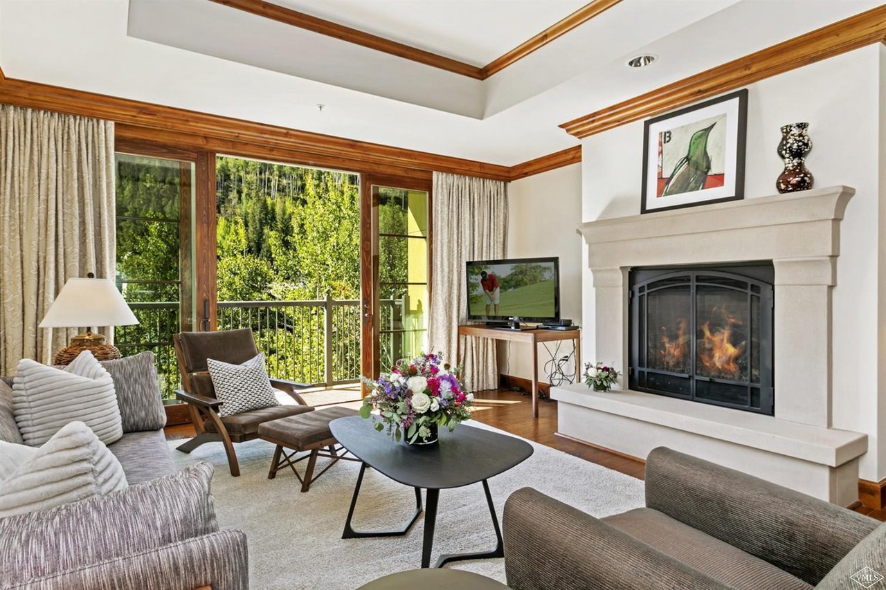 728 Lionshead Circle Unit: R-201