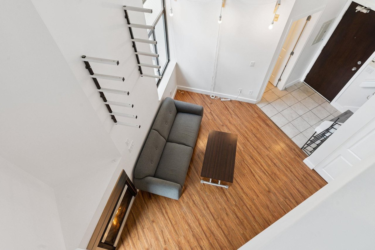 415-10866 City Pkwy