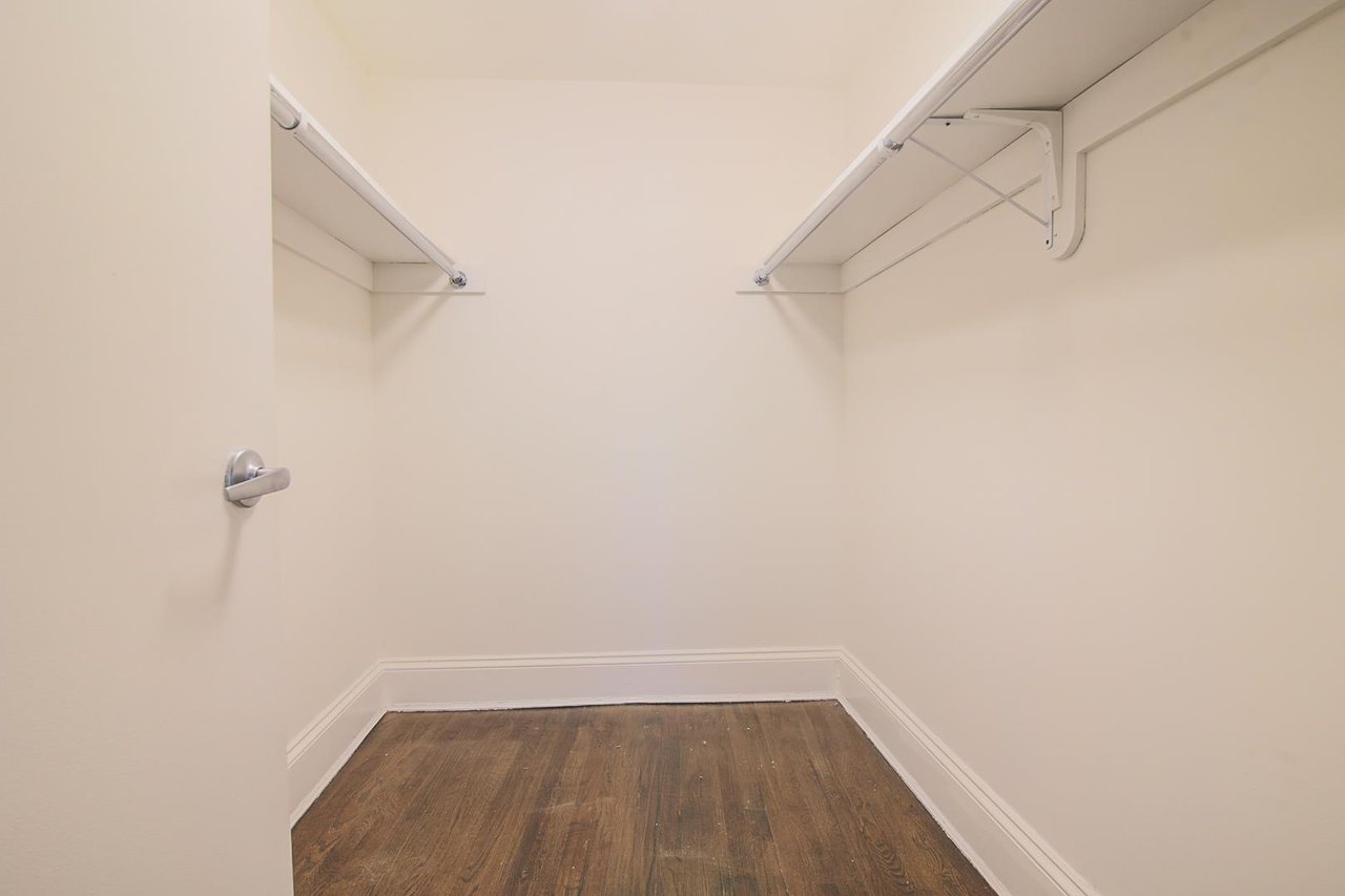 15-17 South William Street, Apt 4-B