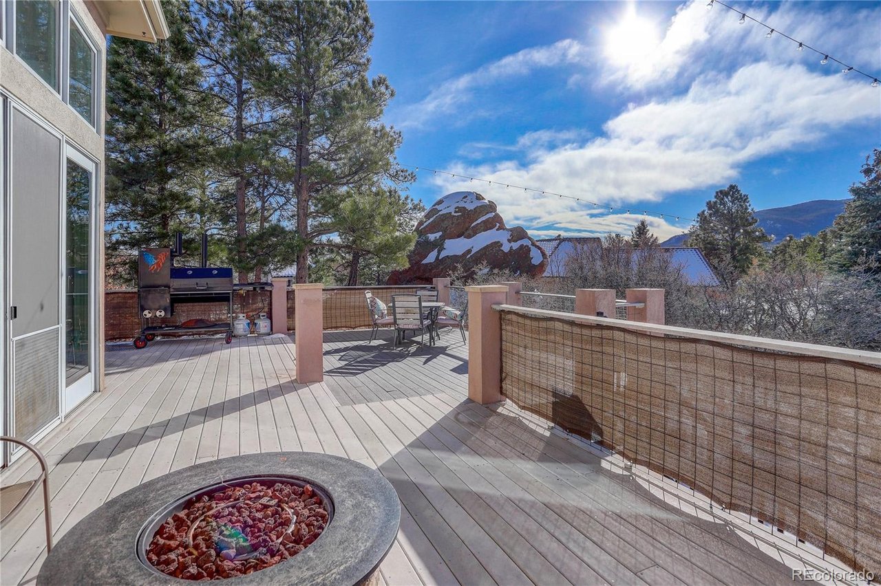 6399 Perry Park
