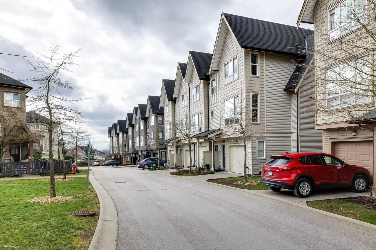 54-10489 Delsom Cres