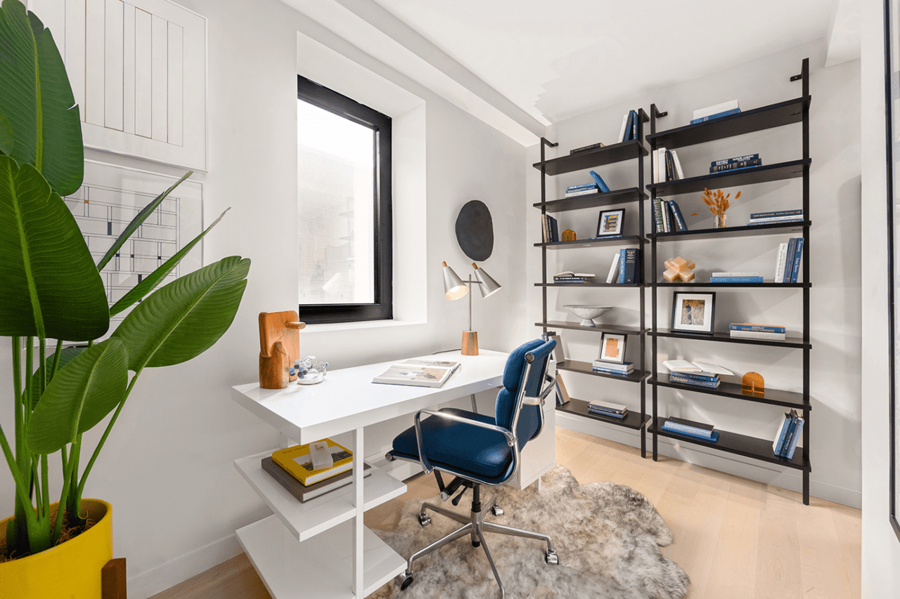 181 East 101st Street Unit: 803
