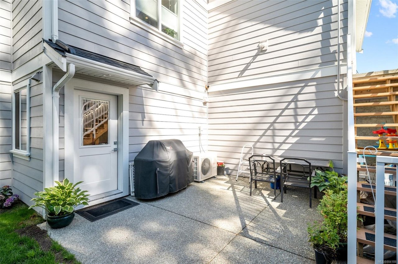 2544 West Trail Crt, Sooke