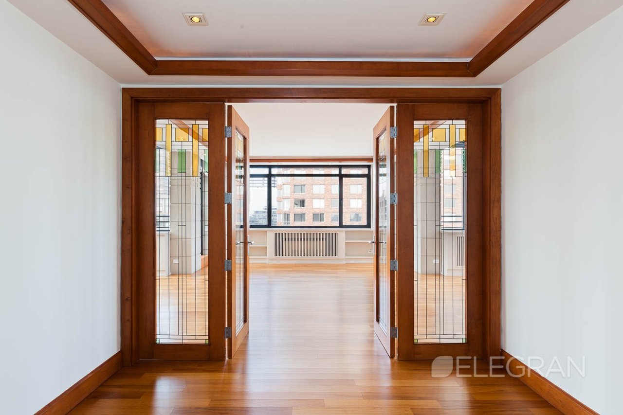 45 West 67th Street