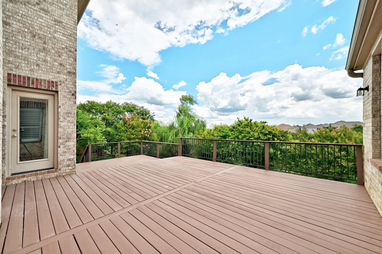 Stunning 5-Bedroom Luxury Home with Breathtaking Hill Country Views in Gated Community! | Short Walk to Lake Travis H.S. | Resort-style Amenities