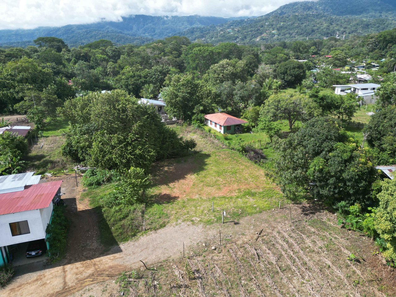 Bahía Lot ready to build, Great Zone walk distances to the Beach & Amenities.