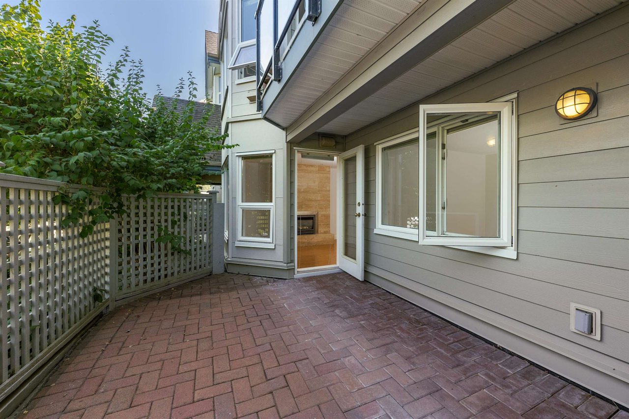 105-1460 Pemberton Ave