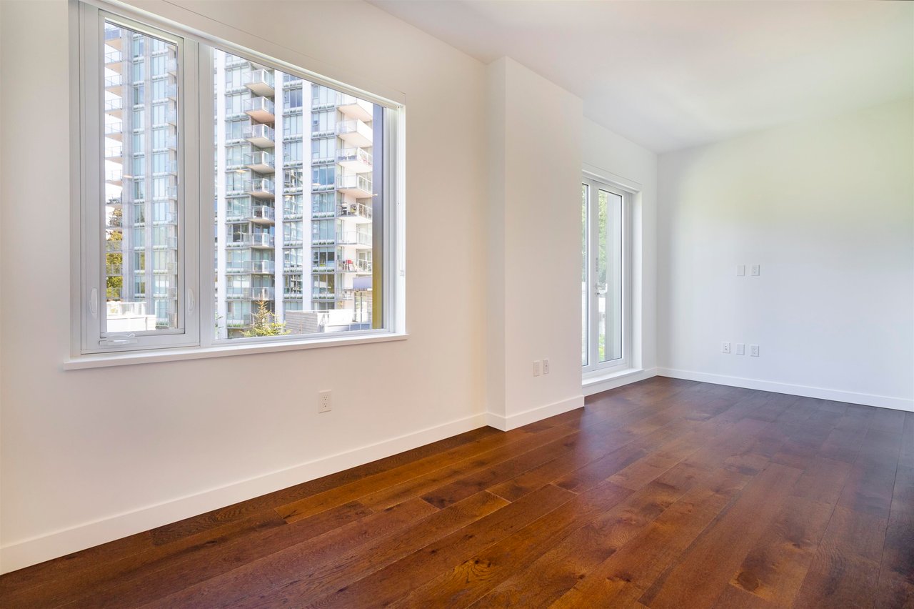 M401-5681 Birney Ave