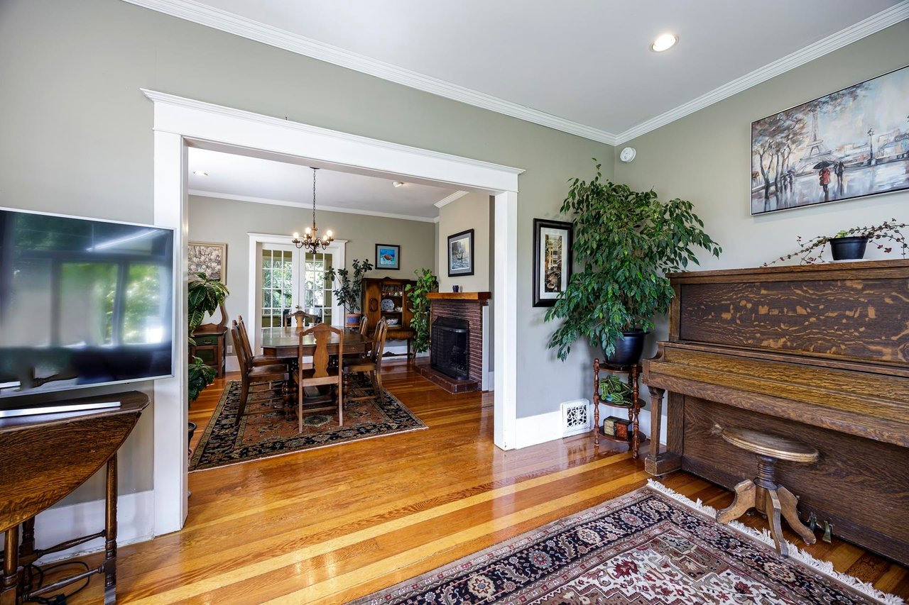 2053 St. Andrews Avenue, North Vancouver