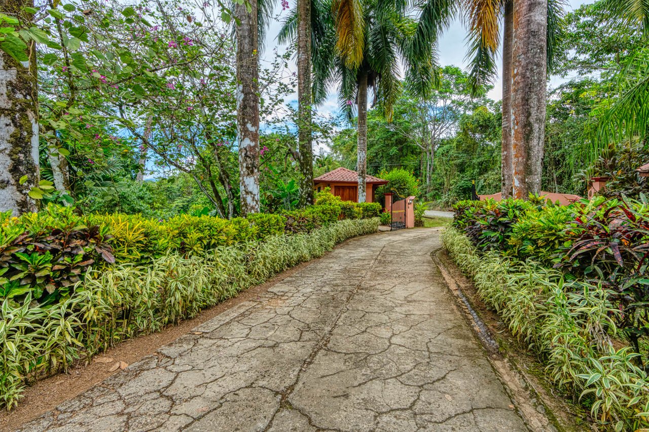 Casa Los Jardines - Platanillo Oasis with Panoramic Ocean and Mountain Views