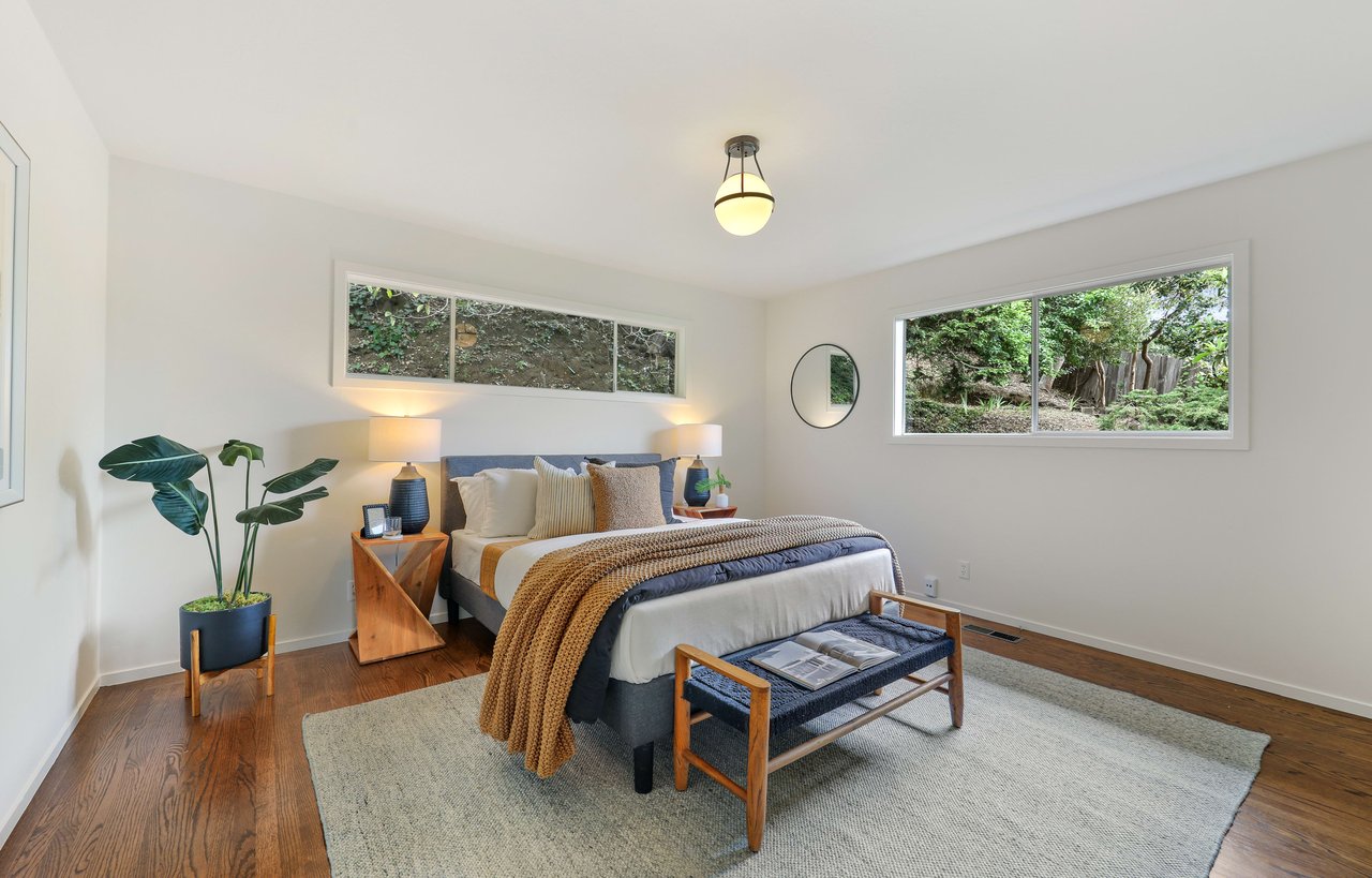 Rare Opportunity on Belvedere Island