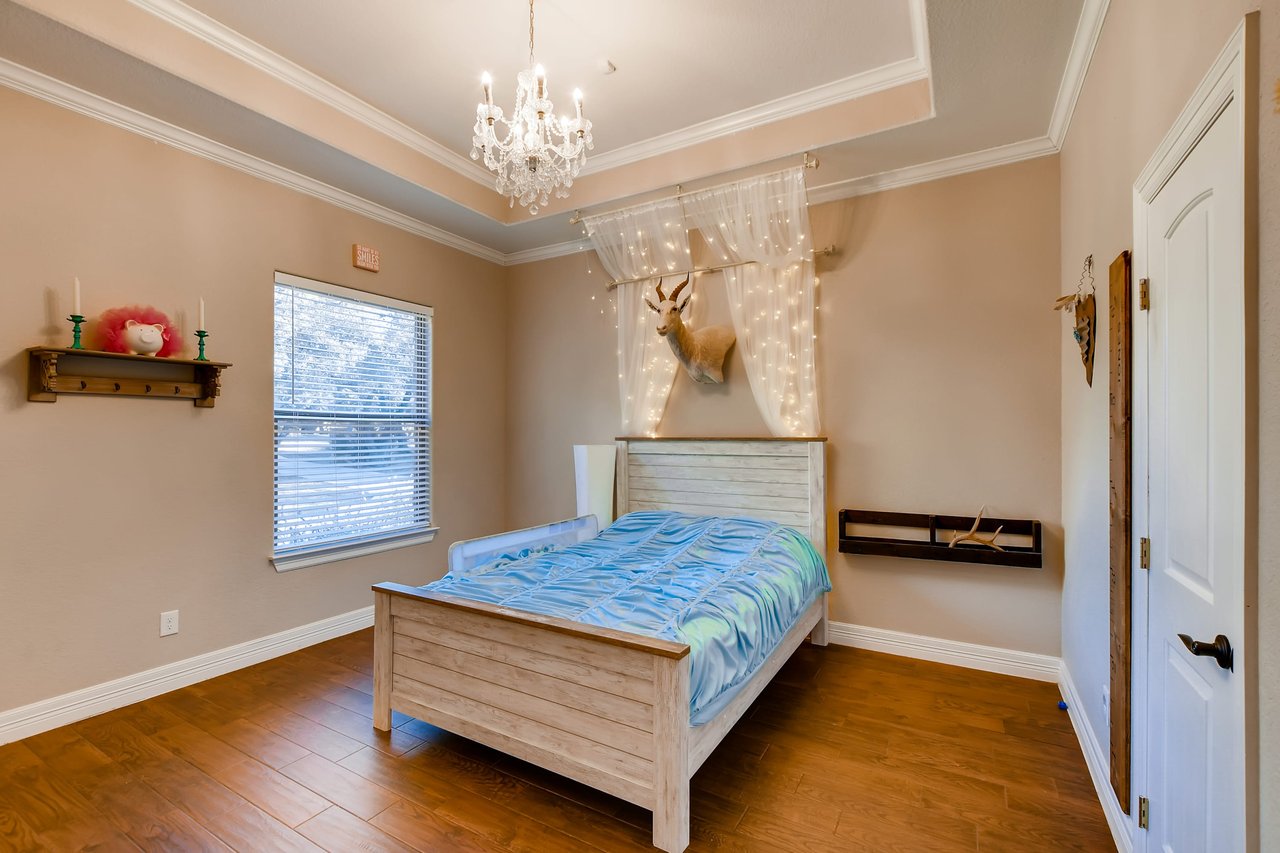 252 Island Oaks Lane