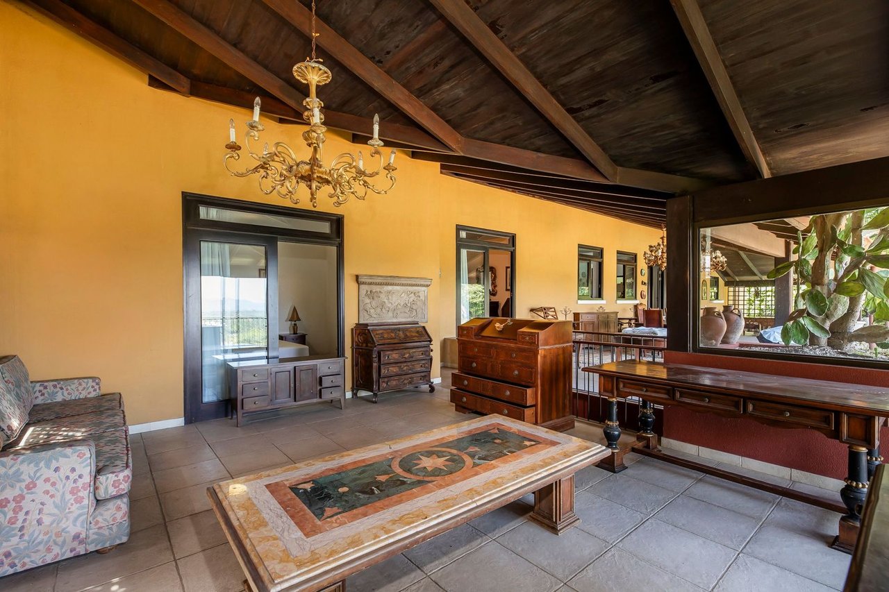 Luxury Villa, Santa Ana, San Jose