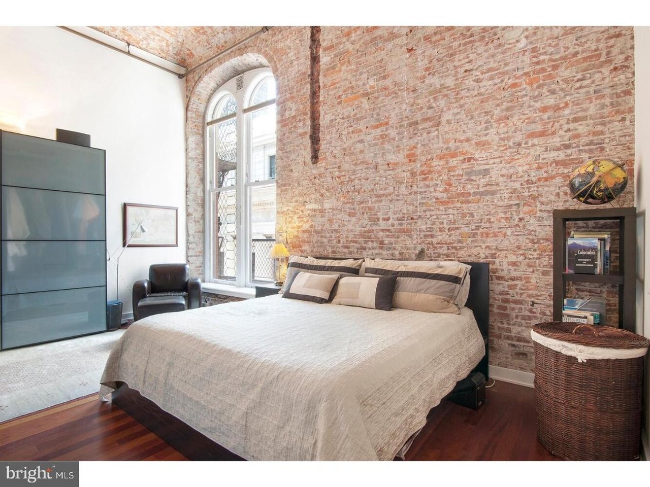 105 S 12th St, #300