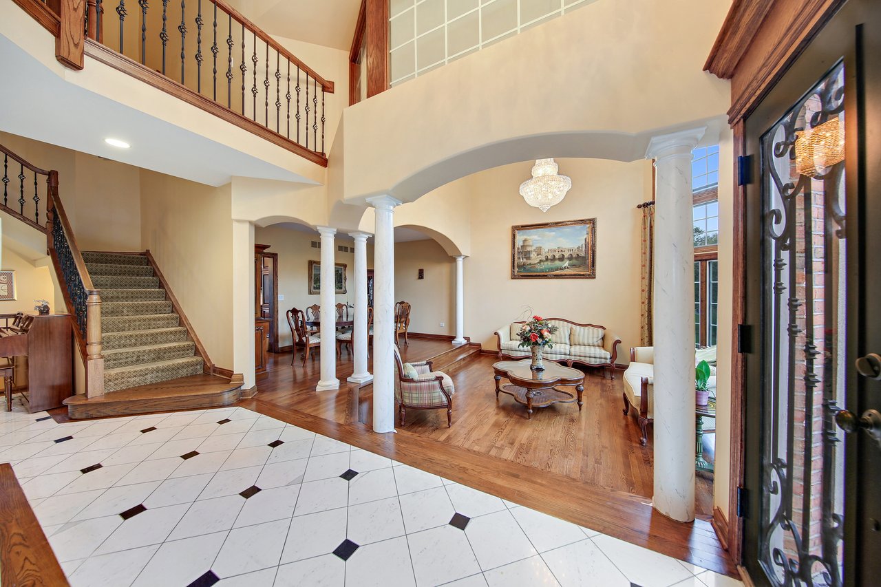 9295 Cascade Cir