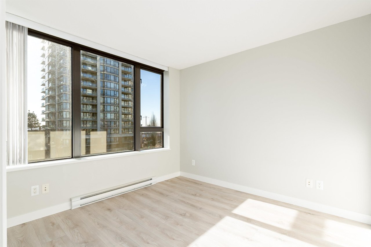 503-7325 Arcola St