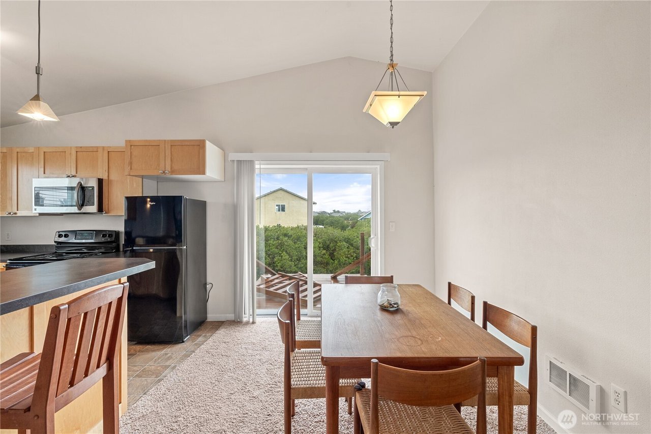 1203 E Ocean Shores Blvd