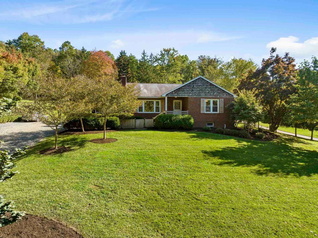 148 Foothill Rd