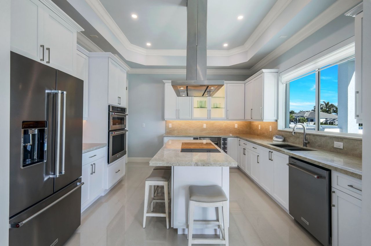 31 Manor Terrace, Marco Island