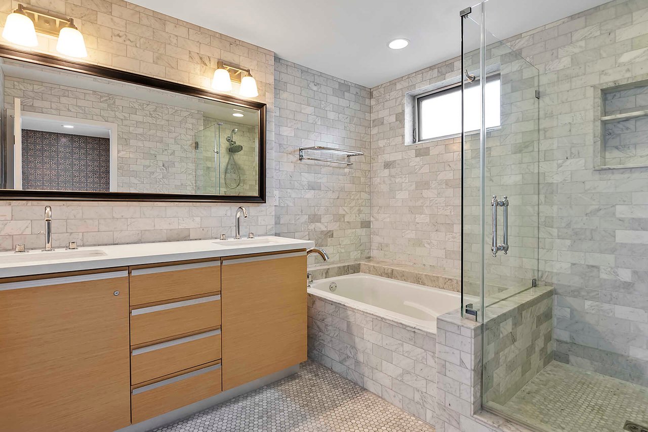 310 WASHINGTON BLVD Unit: 804