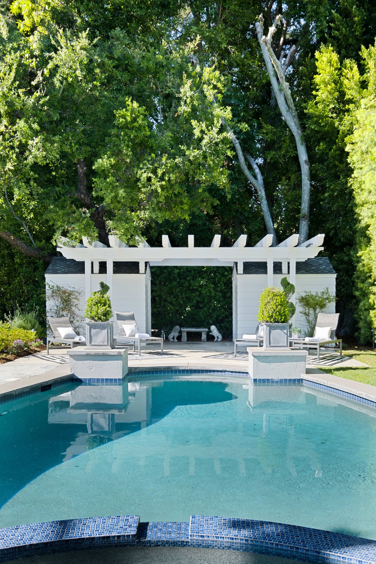 16659 Ashley Oaks, Encino