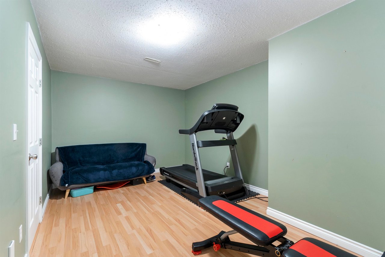14-46906 Russell Rd