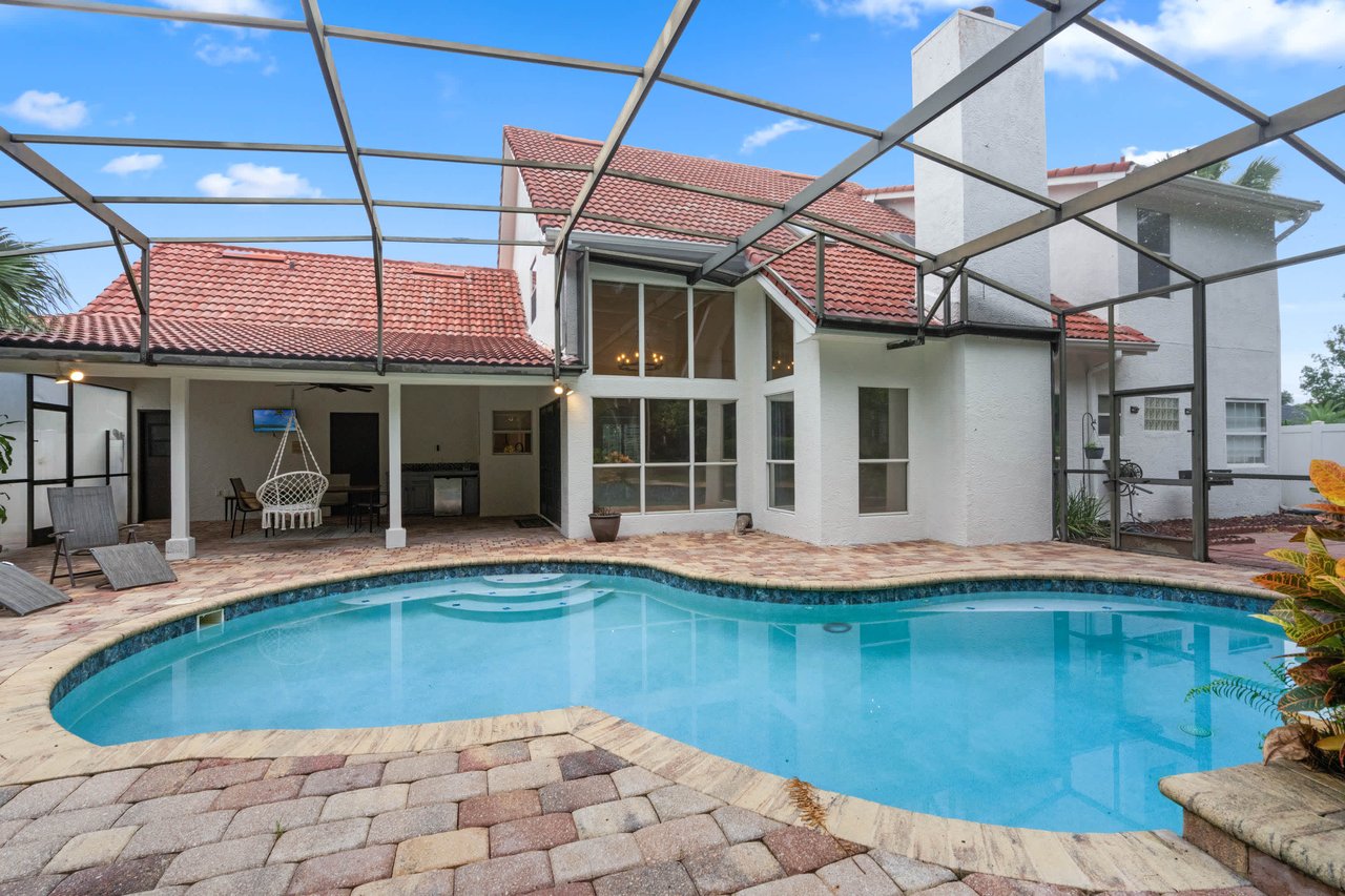 2563 CARTER GROVE CIRCLE