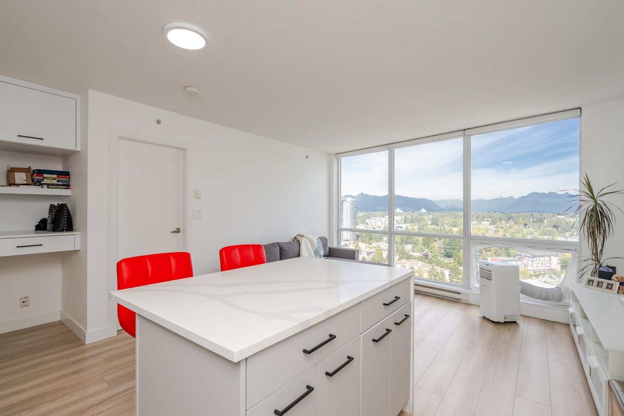 3106-13618 100 Ave