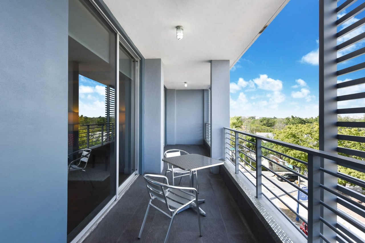3339 Virginia Street Unit: PH-28