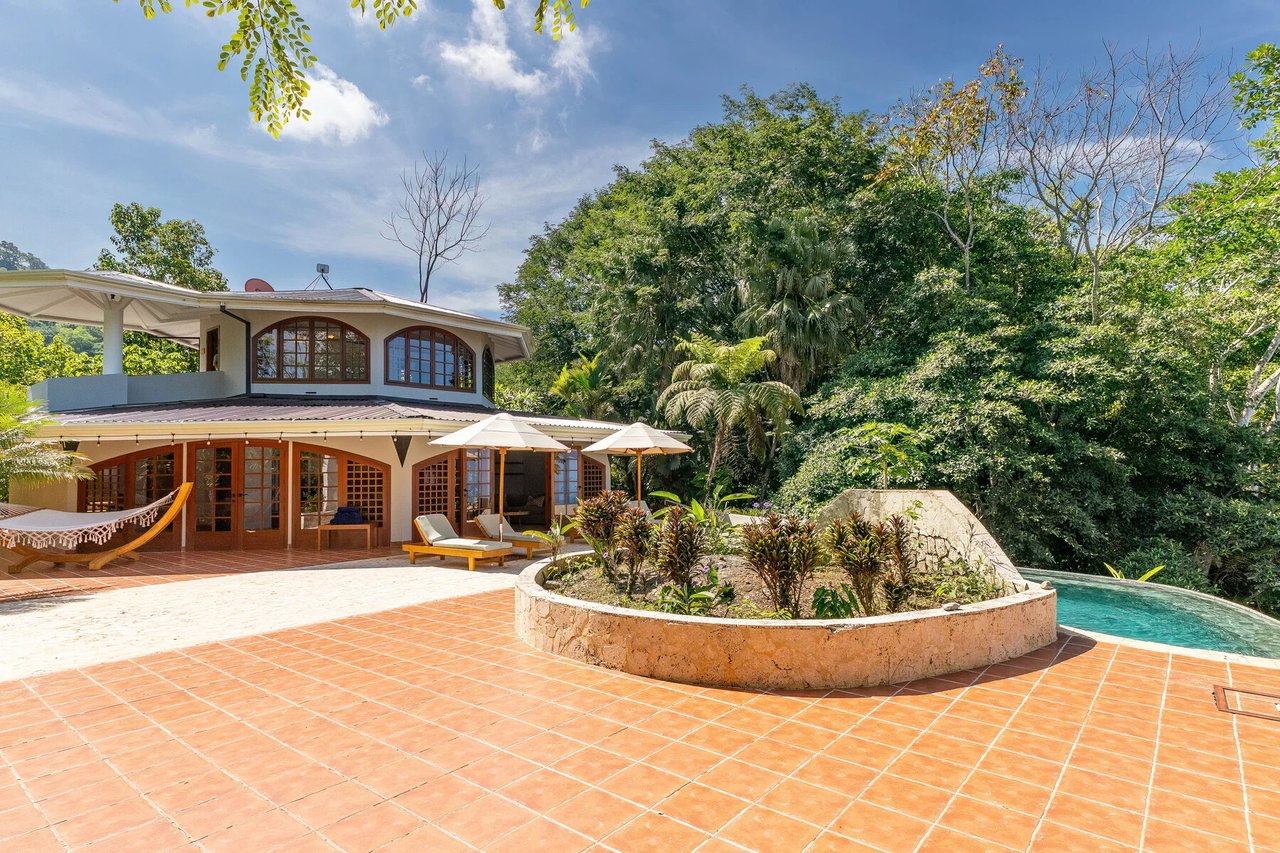 Ocean View Retreat Estate, Dominical, Puntarenas