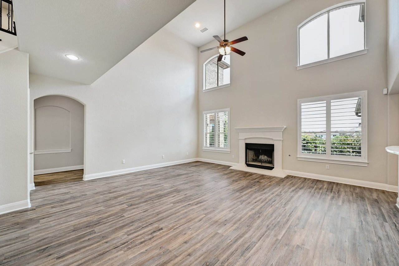 Stunning 5-Bedroom Luxury Home with Breathtaking Hill Country Views in Gated Community! | Short Walk to Lake Travis H.S. | Resort-style Amenities