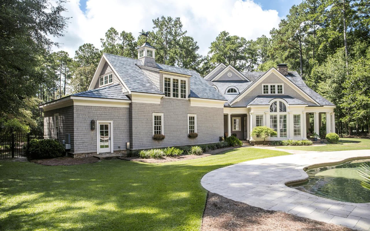 Spec vs. Custom Homes: What to Consider When Navigating the Choice