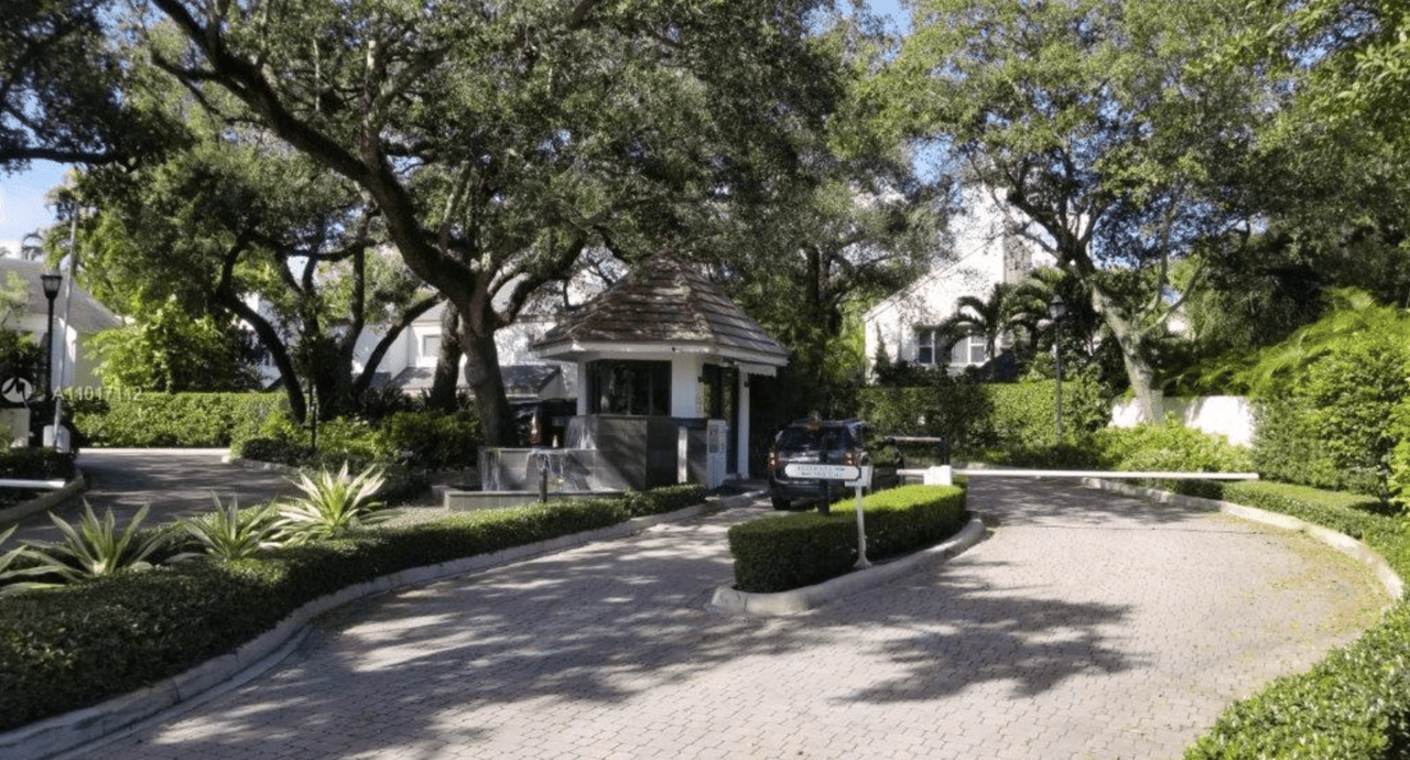 Family Home in Chateaux