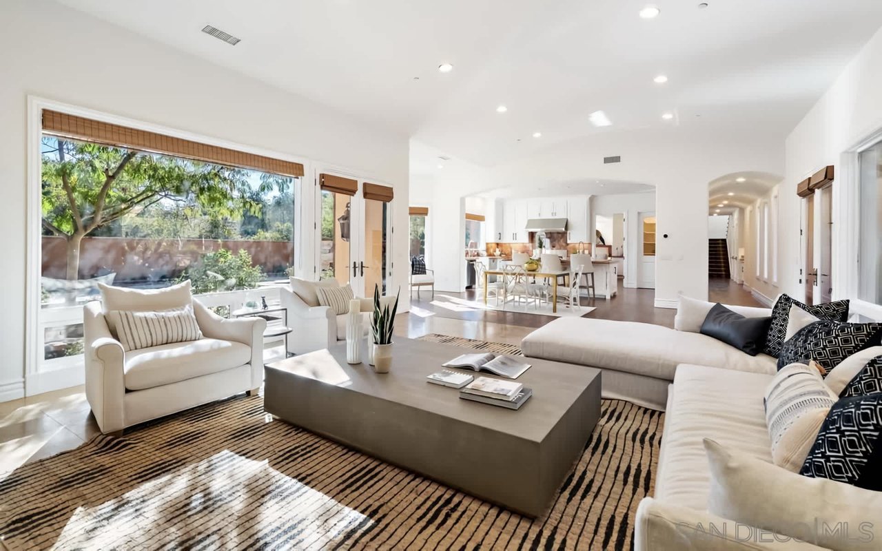 Luxury Homes in Encinitas: Coastal Living at its Finest