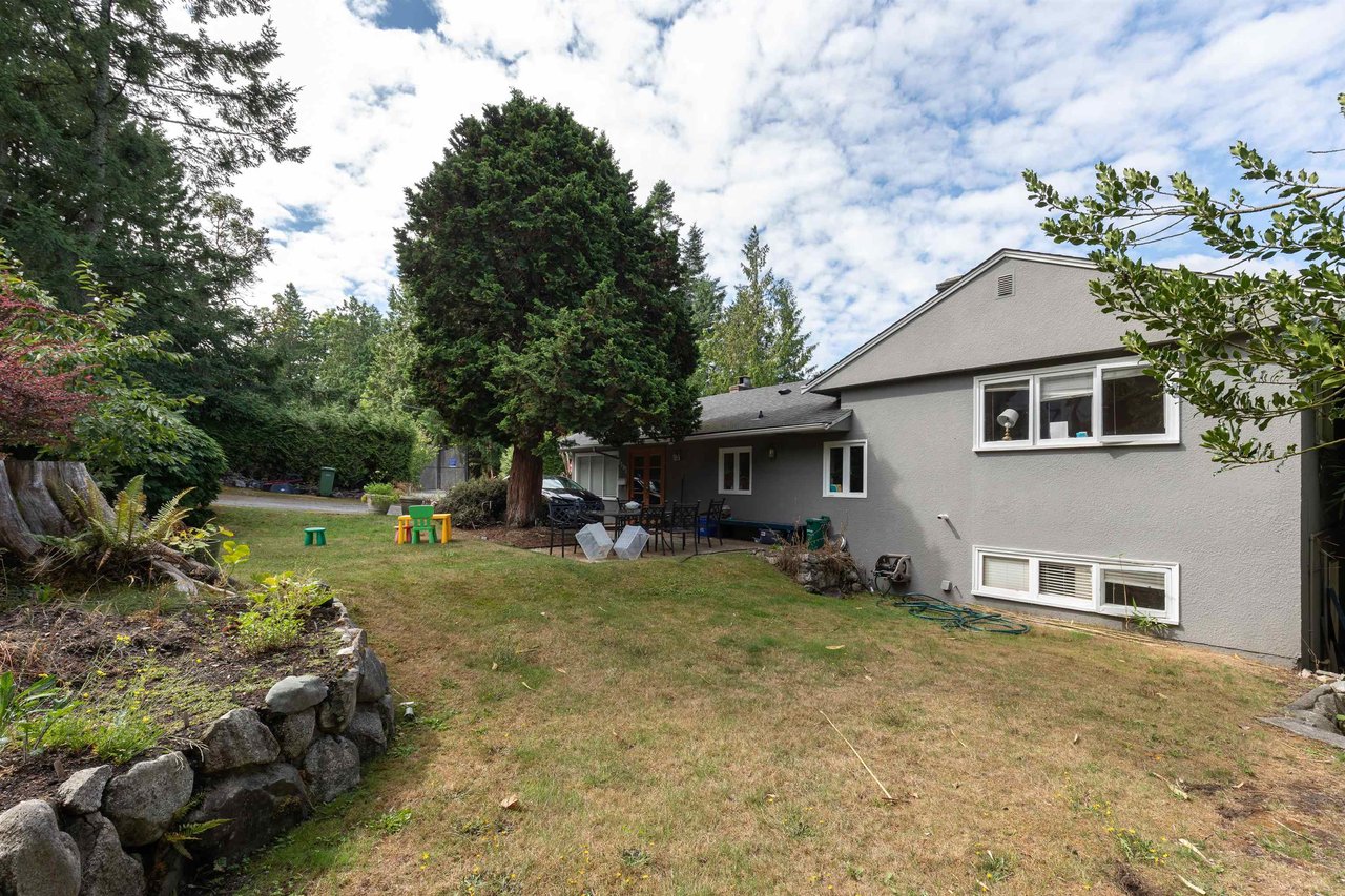 7195 Rockland Wynd