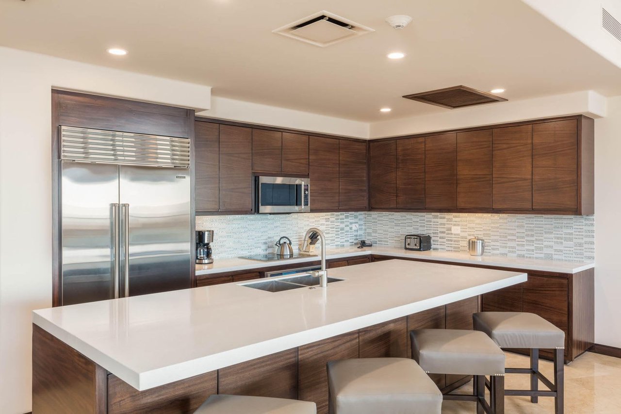 Ocean Club Residence Unit 205