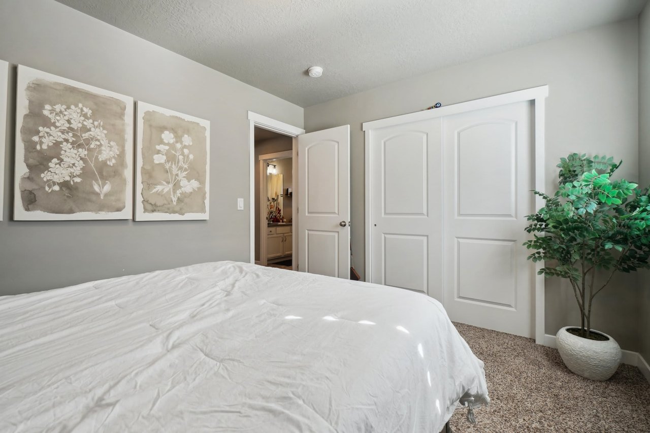 3678 W Rushton View Dr