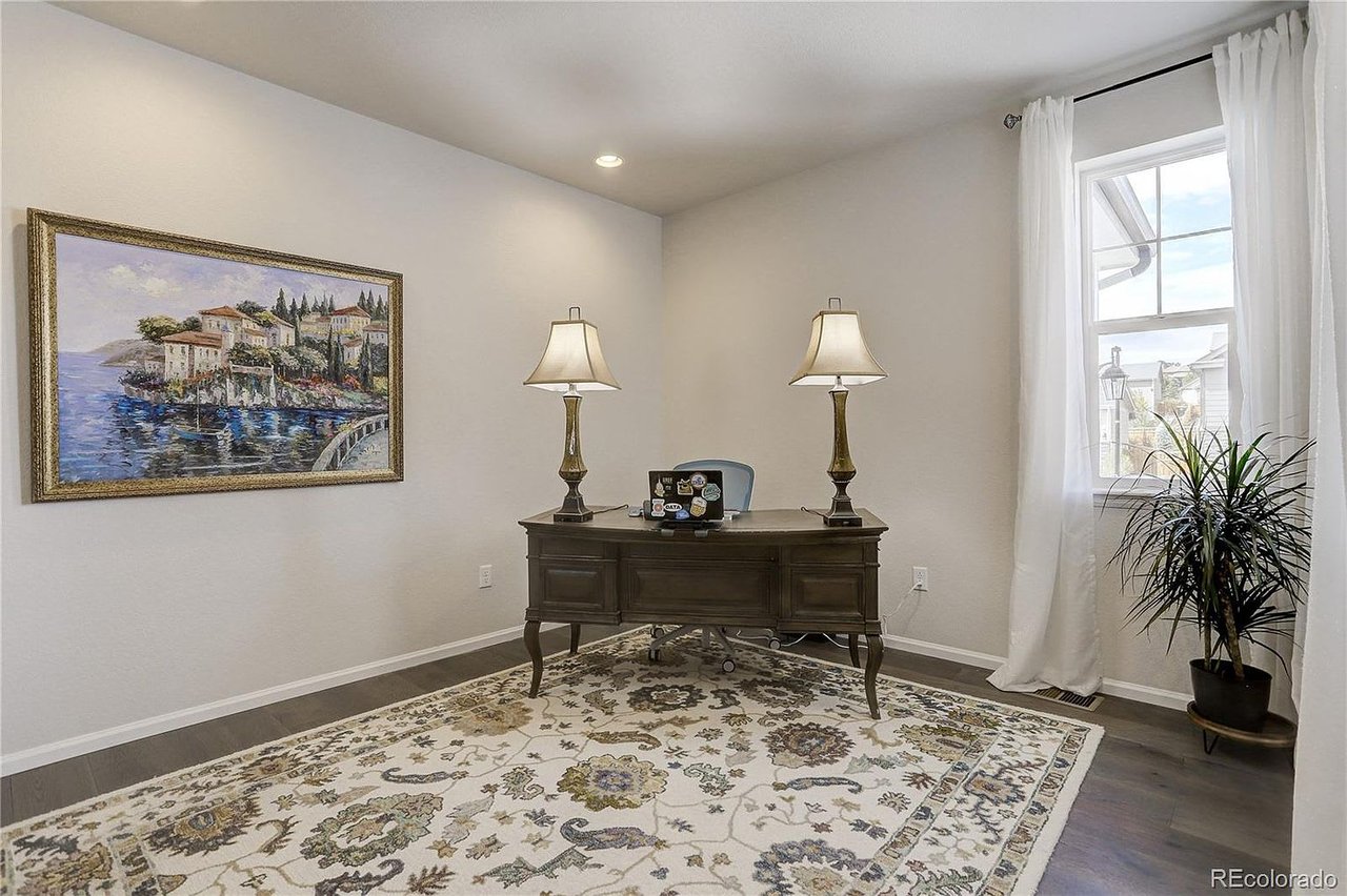 6898 Petunia Pl