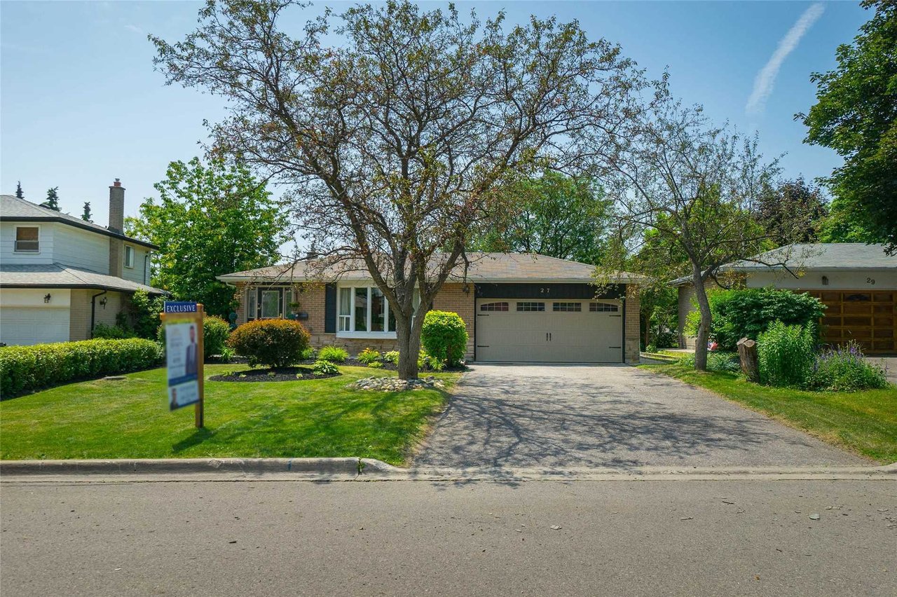 27 Stornoway Cres., Markham, Ontario, L3T 3X8