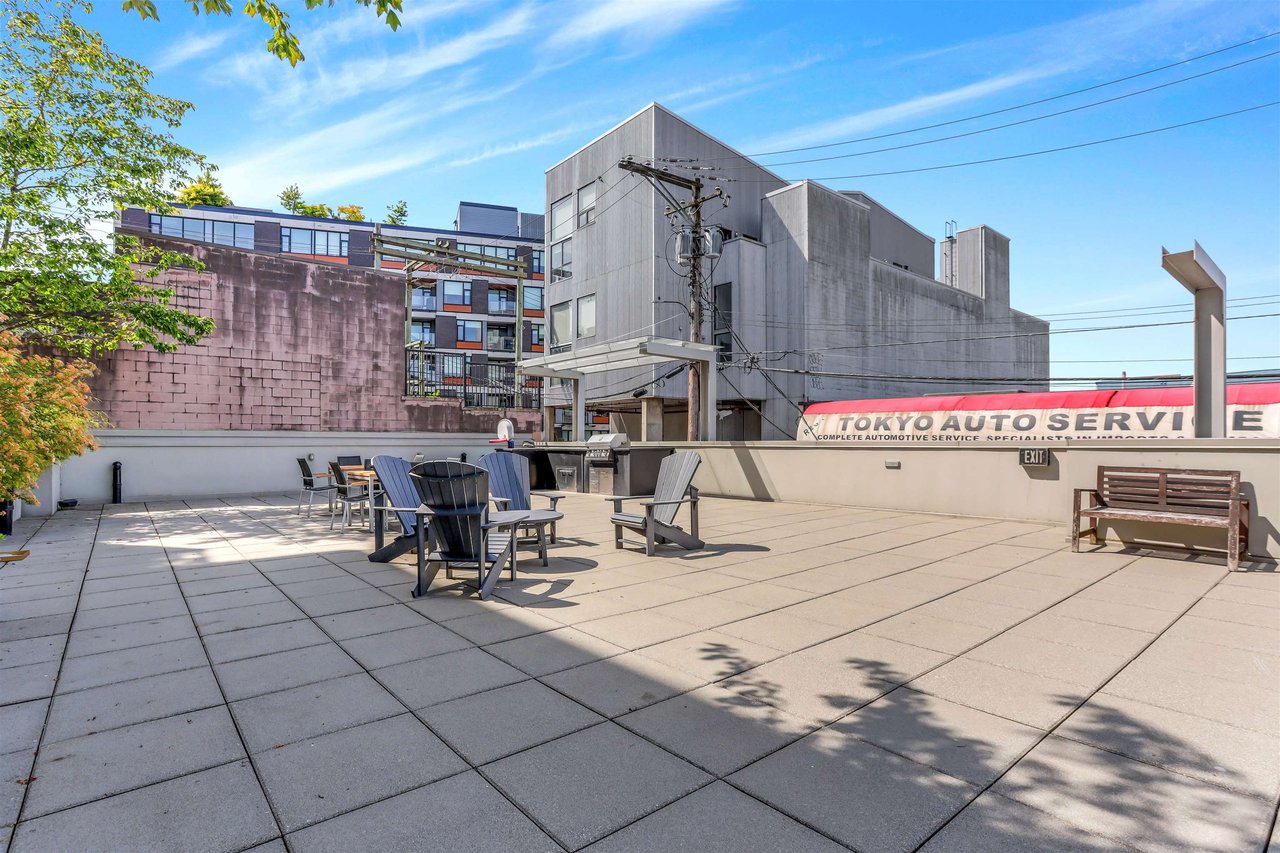220-289 E 6th Ave