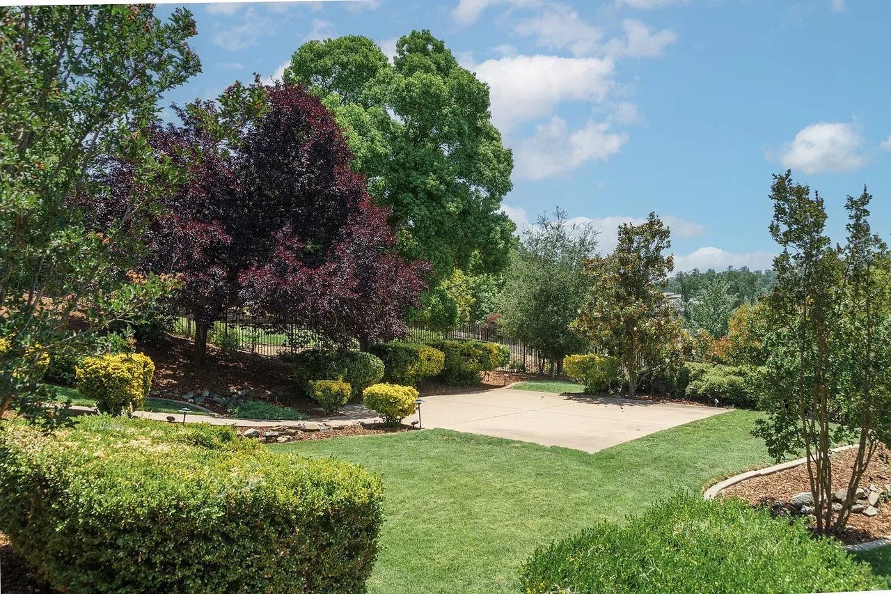 2652 Aberdeen Lane