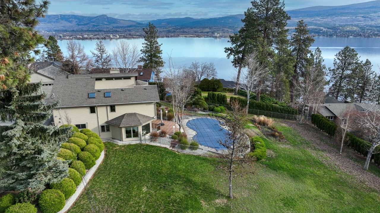 707 Brookfield Ct